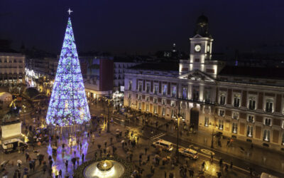 Cena de navidad el 10 de diciembre y feliz día de acción de gracias